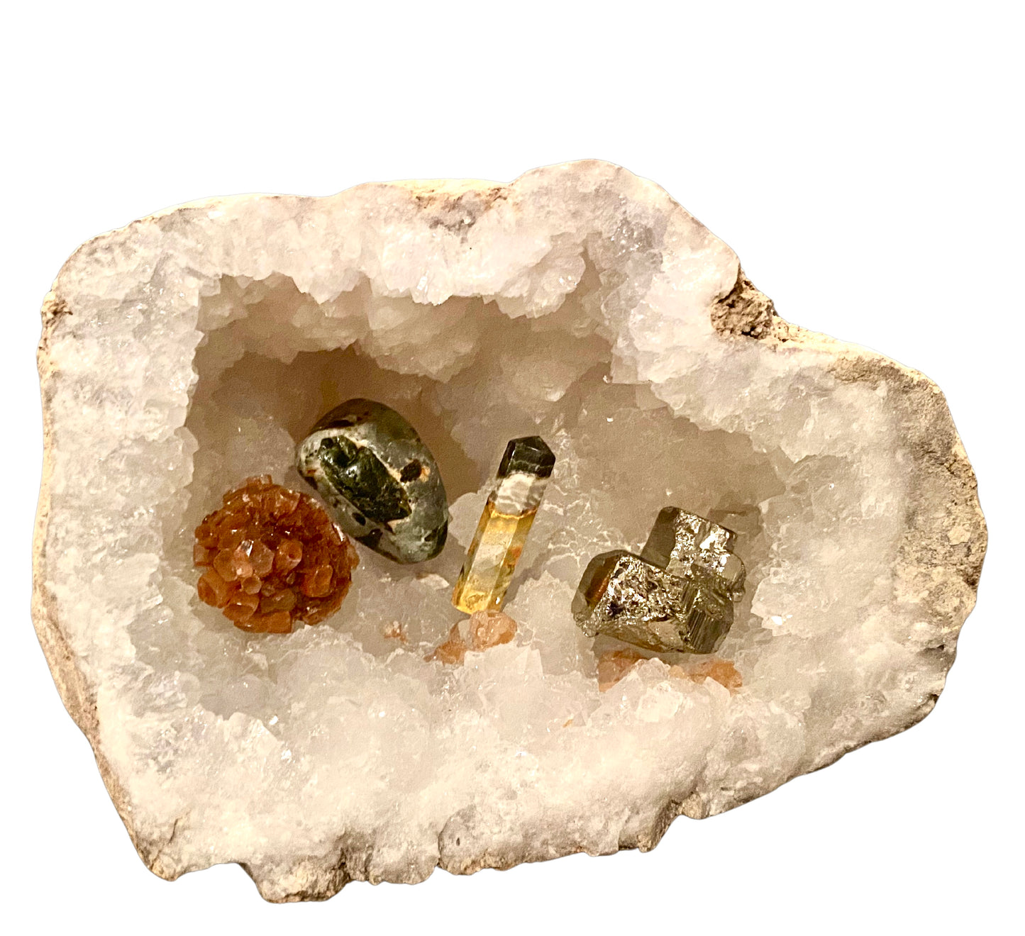 CLEAR QUARTZ GEODES - Radiate